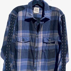 Women’s Furst Of A Kind Plaid Flannel Shirt with Lace-Up Sleeves, Blue/Black OS
